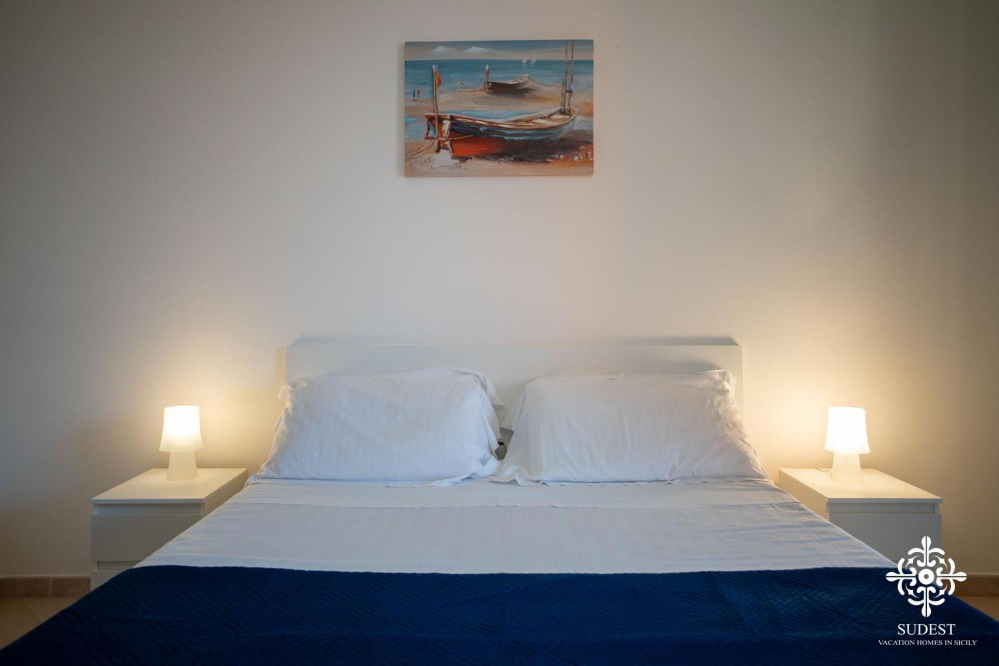 Villa Seaside - Beach Retreat With Jacuzzi Syracuse Екстер'єр фото