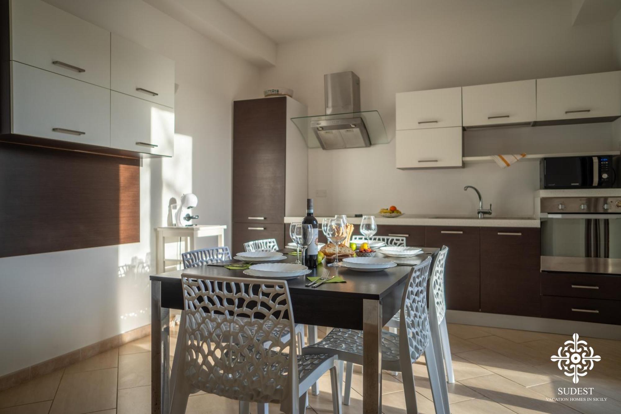 Villa Seaside - Beach Retreat With Jacuzzi Syracuse Екстер'єр фото